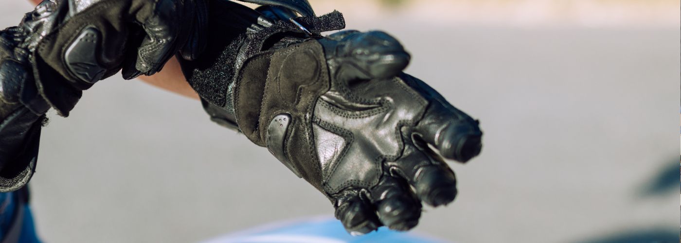How Should Motorcycle Gloves Fit